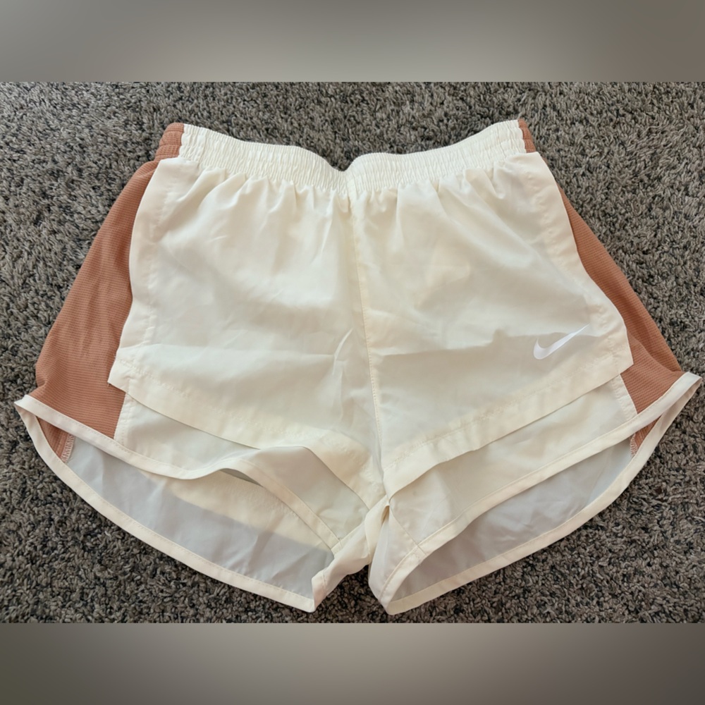 Nike Women's Light Yellow and Brown Athletic Shorts